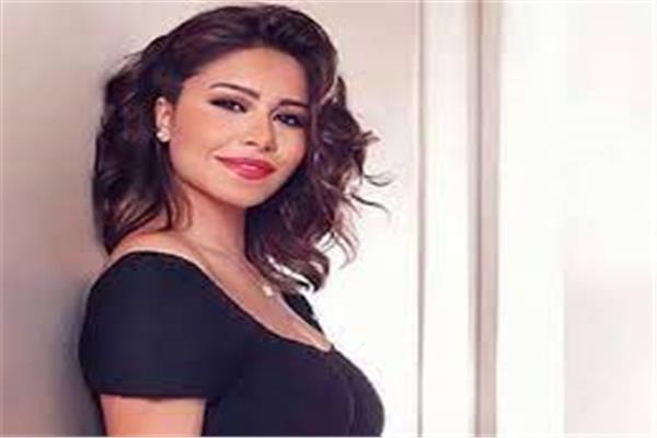 الفنانة شيرين عبد الوهاب