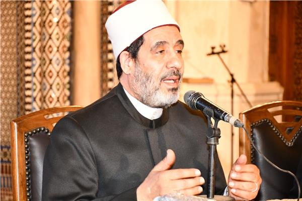 الدكتور أحمد حسين عميد الدعوة الإسلامية