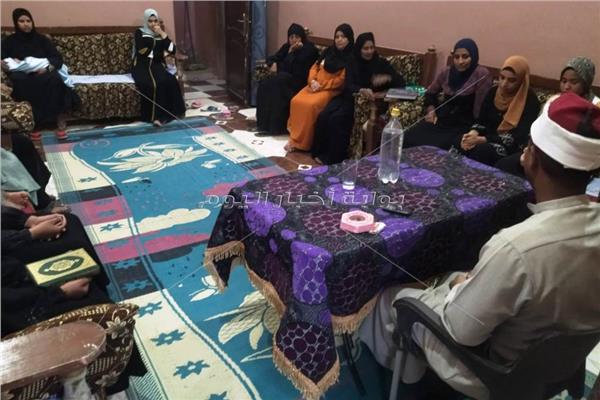 تنظيم 111 من جلسات الدوار لتوعية 5570 من الأهالي بأسوان