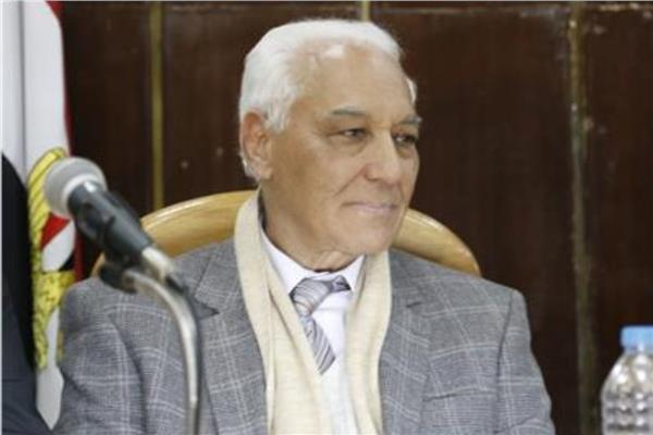  أ.د.أحمد عبدالعظيم