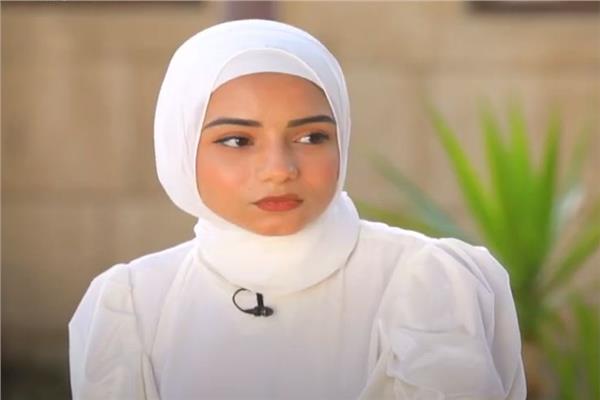 المنشدة منار أحمد