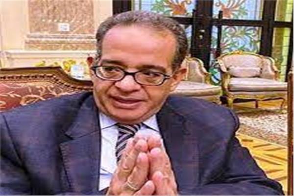 النائب طارق عبد العزيز عضو لجنة الشئون الدستوريه والتشريعيه بمجلس الشيوخ 