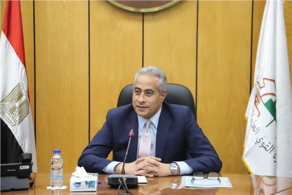 وزير القوى العاملة