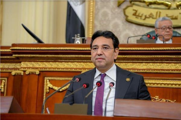 الدكتور أيمن محسب