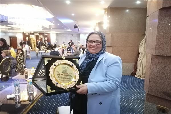 الدكتورة نهى سمير عميدة كليه الدرسات العليا والبحوث البيئية