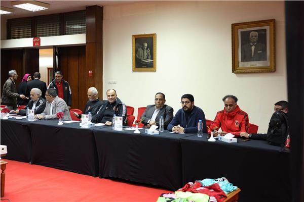 صورة من الإجتماع