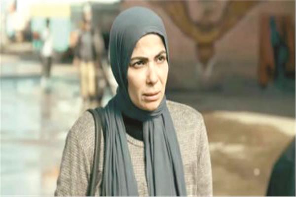 منى زكى فى «تحت الوصاية»