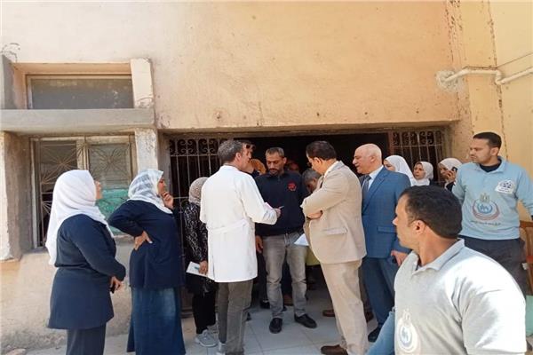   مرور وكيل وزارة الصحة بالمنوفية 
