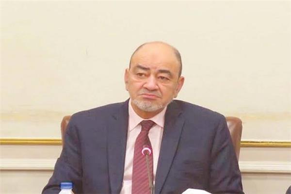 محمد إسماعيل عبده رئيس الشعبة العامة للمستلزمات الطبية