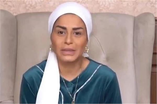  الفنانة منة فضالي