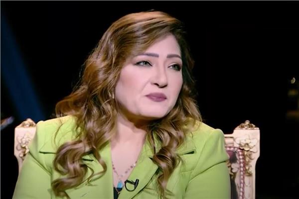 الفنانة عنبر