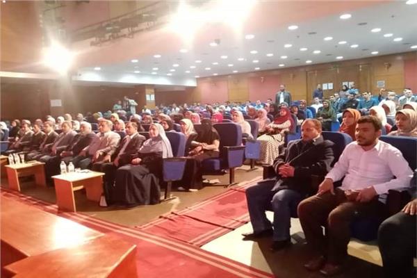 الهوية المصرية وتأثيرها في نصر  العاشر من رمضان " ملتقى ثقافي ينير قصر ثقافة أسيوط