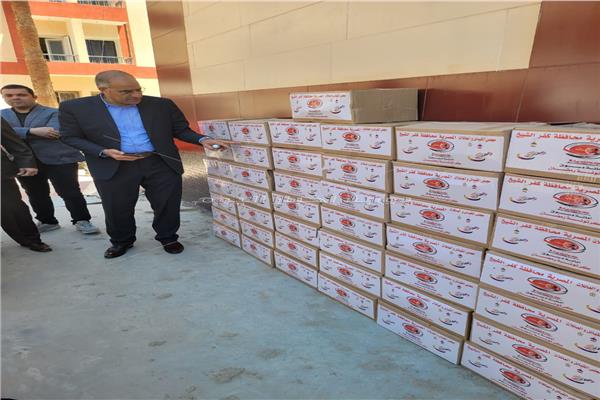 إفطار جماعي لمجلس القبائل والعائلات المصرية ..وتوزيع ألفي كرتونة رمضانية بكفر الشيخ
