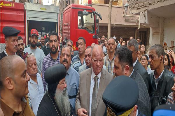 اللواء خالد عبد العال محافظ القاهرة في موقع الحريق