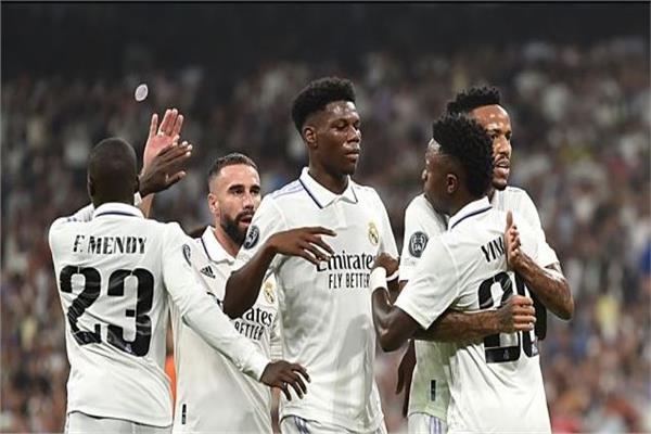 لاعبي ريال مدريد