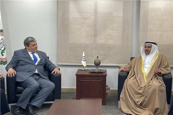 عادل العسومي وعلاء شلبي