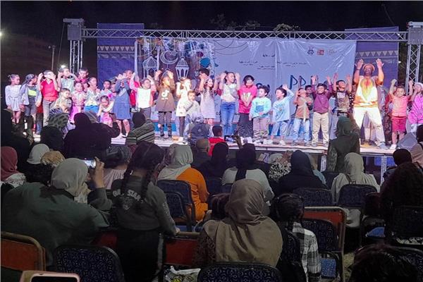 خلال حفل ختام ليالي رمضان الثقافية والفنية بأسوان