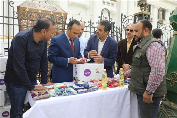  محافظ المنيا يشهد إطلاق مبادرة "فطارك غير"