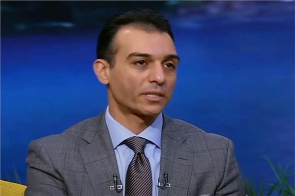 الدكتور إسلام عنان أستاذ اقتصاديات الصحة وعلم انتشار الأوبئة