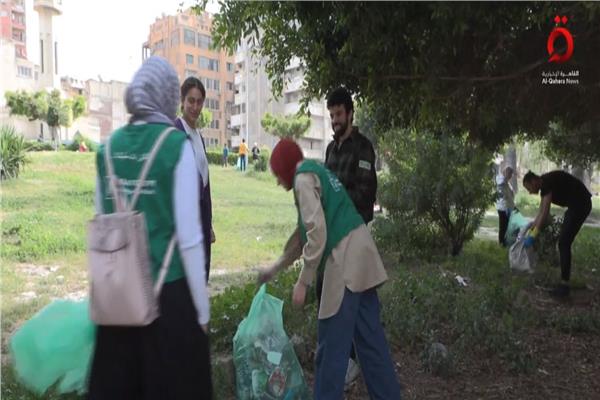 حملة تنظيف لأقدم حدائق عروس البحر المتوسط