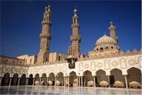 جامع بالقاهرة