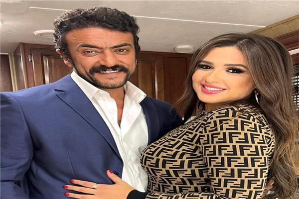 ياسمين عبد العزيز و العوضي
