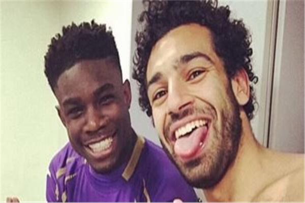 محمد صلاح وميكا ريتشاردز