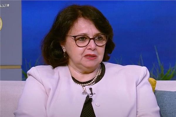 الدكتورة فاطمة عاشور أستاذ الهندسة الكيميائية بكلية الهندسة جامعة القاهرة