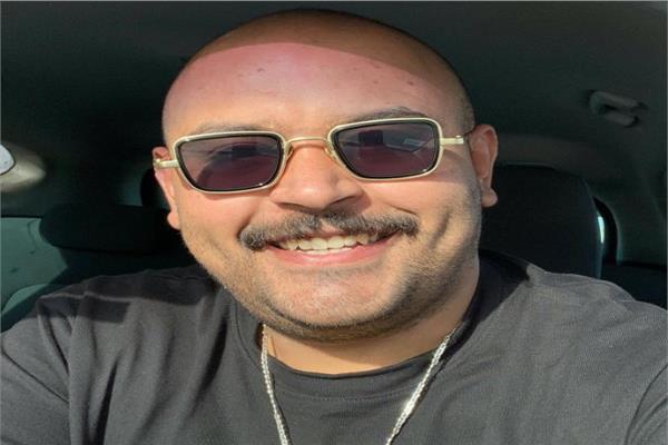 الفنان مصطفى بسيط
