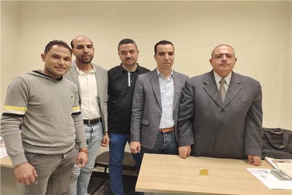 رجال  جمارك مطار أسيوط الدولى