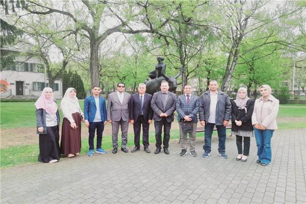 الدكتور يوسف غرباوي رئيس جامعة جنوب الوادي