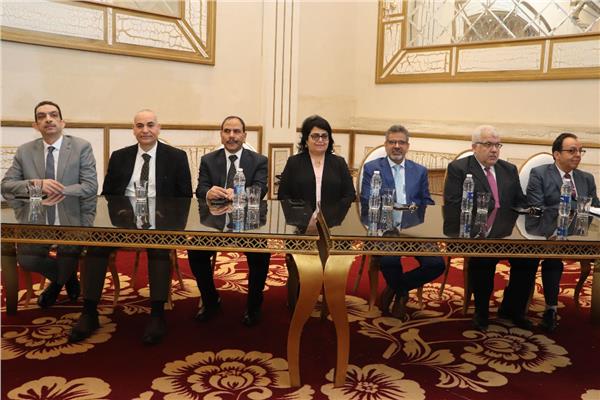 13 محاضرة وبحثا جديدا ناقشها المؤتمر السنوي الثاني لقسـم الجلـدية بطـب المنوفيـة  