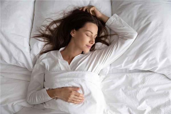 6 خطوات تساعدك على الاستمتاع بنوم أفضل