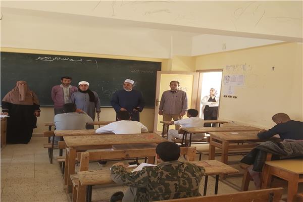 أول أيام امتحانات النقل الثانوي
