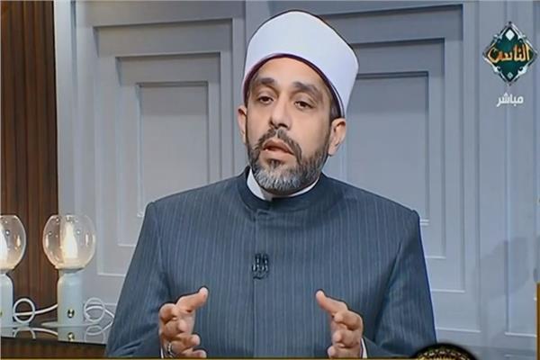 الشيخ أحمد وسام أمين الفتوى في دار الإفتاء المصرية