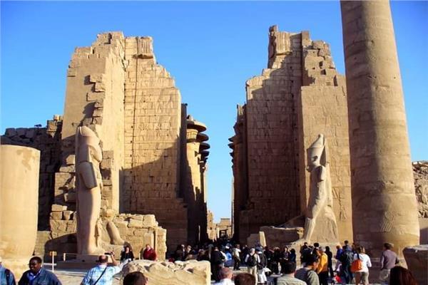 سياحة