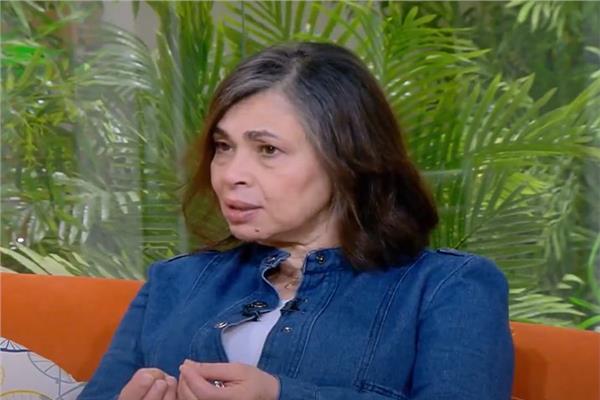 الفنانة لبنى ونس