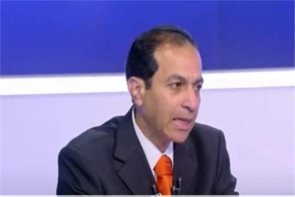 الدكتور هشام إبراهيم