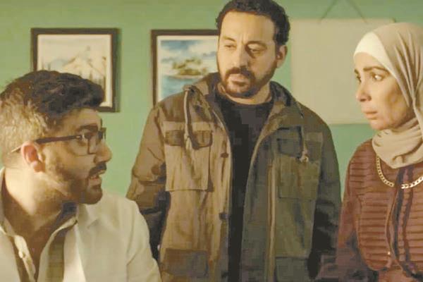 منى زكى ومحمد دياب فى مشهد من مسلسل «تحت الوصاية»