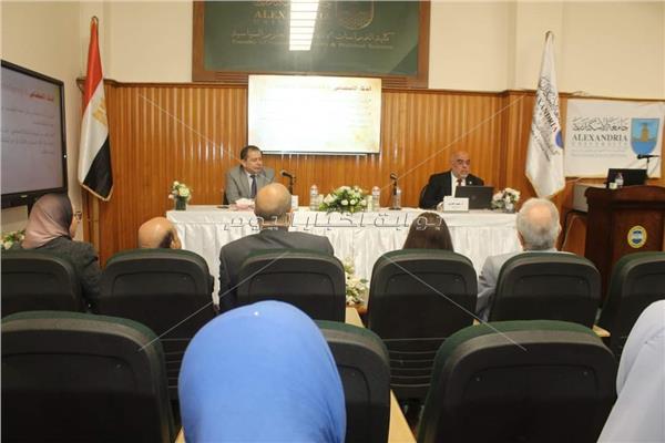 تحديات العمل الأكاديمي في ظل تطبيقات الذكاء الاصطناعي في ندوة بجامعة الإسكندرية