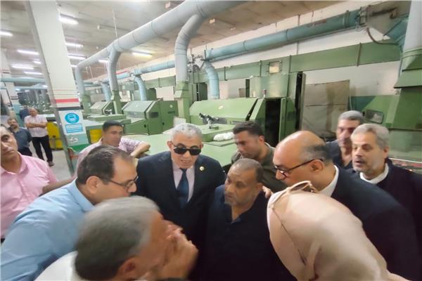  لجنة القوى العاملة بمجلس النواب تفقد شركة الغزل والنسيج بالمحلة الكبري