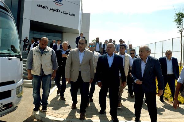   الدكتور مصطفى مدبولي  خلال جولته اليوم بمحافظة الجيزة