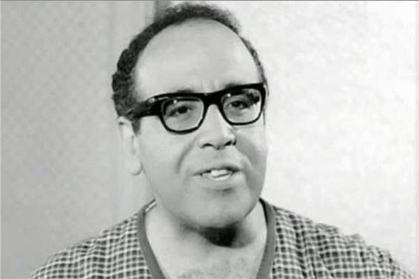  الفنان حسن مصطفى