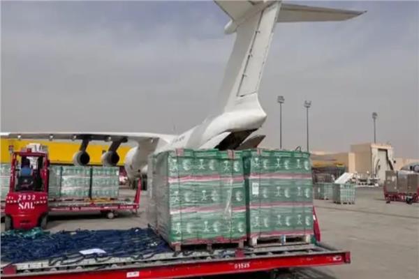 الطائرة الإغاثية السادسة ضمن الجسر الجوي السعودي للشعب السوداني