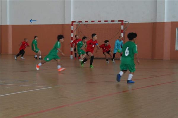 منتخب قصار القامة