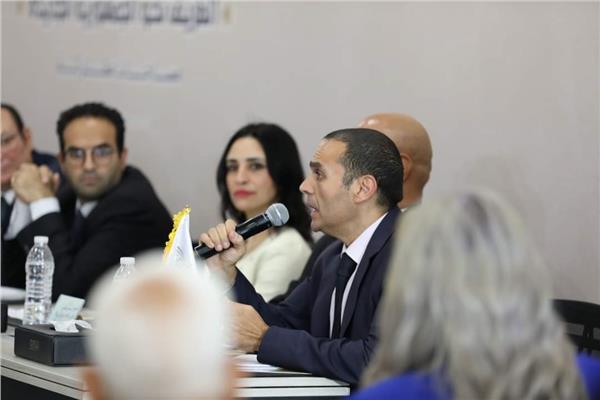 جانب من الجلسة