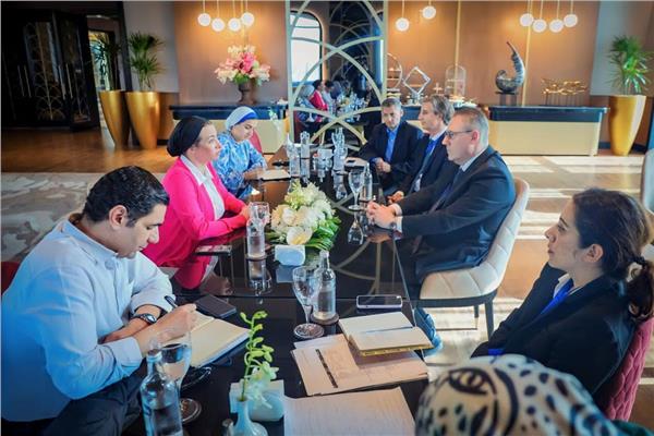  وزيرة البيئة تبحث فرص التعاون مع الأمم المتحدة في دعم الاستثمار البيئي 