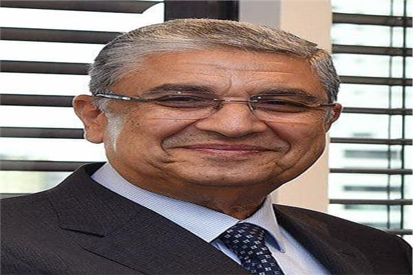 الدكتور محمد شاكر وزير الكهرباء والطاقة 