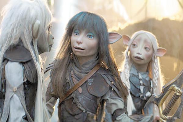 مشهد من مسلسل «The Dark Crystal Age.of Resistance»