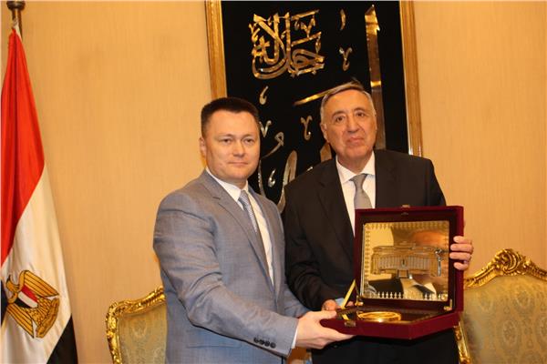المستشار بولس فهمى إسكندر، رئيس المحكمة الدستورية العليا يستقبل النائب العام لروسيا الاتحادية 